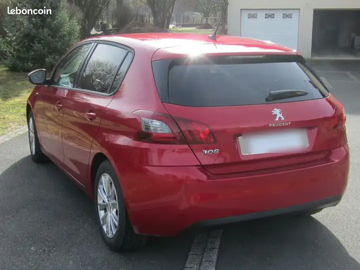 Peugeot 308 2018 photo 2
