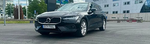 Volvo V60 2022 photo 3