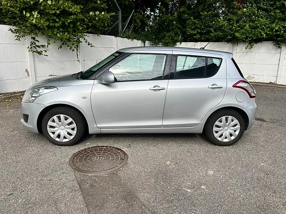 Suzuki Swift 2011 photo 4