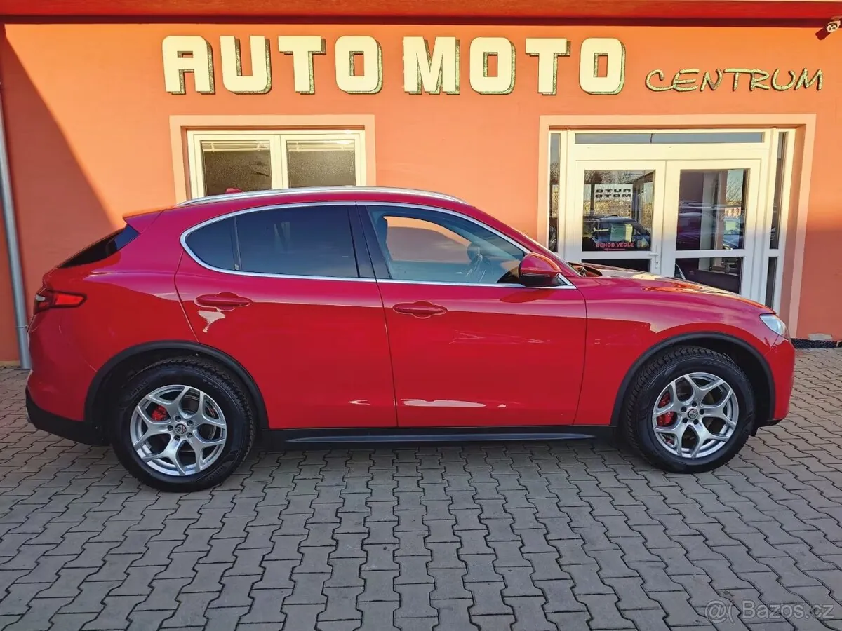 Alfa Romeo Stelvio 2021 photo 5