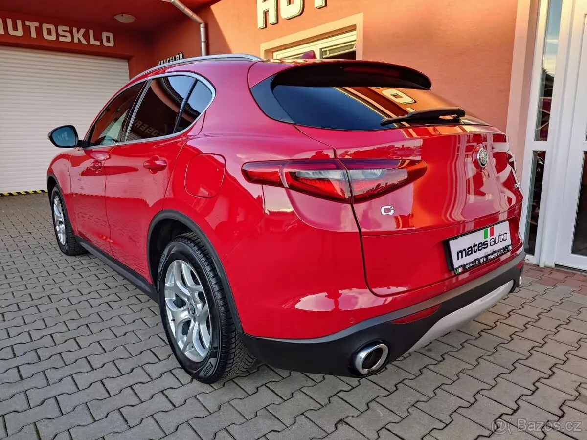 Alfa Romeo Stelvio 2021 photo 3