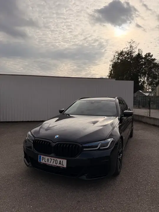 BMW 5 Series 2021 photo 2
