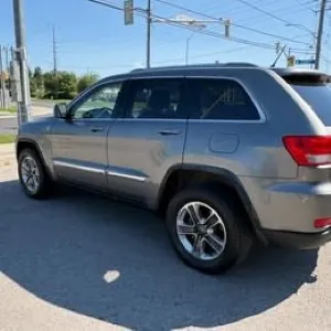 Jeep Grand Cherokee 2012 photo 4
