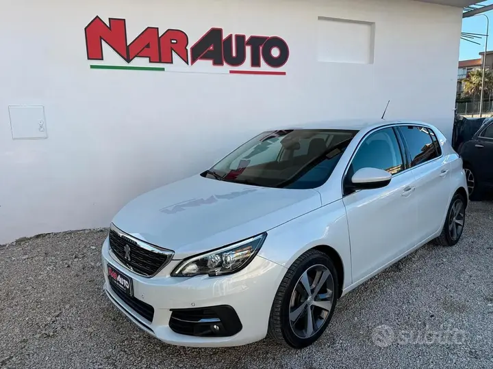 Peugeot 308 2020 photo 2