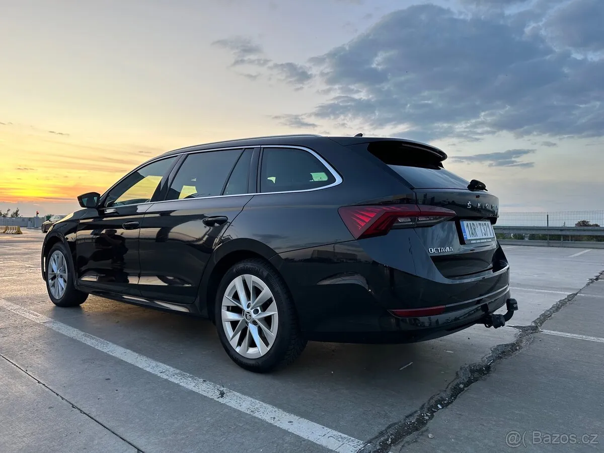 Skoda Octavia 2021 photo 3