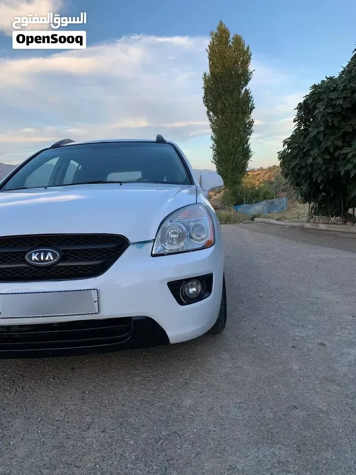 Kia Carens 2008 photo 3