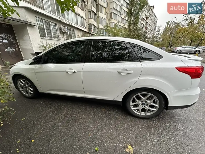 Ford Focus 2015 photo 3