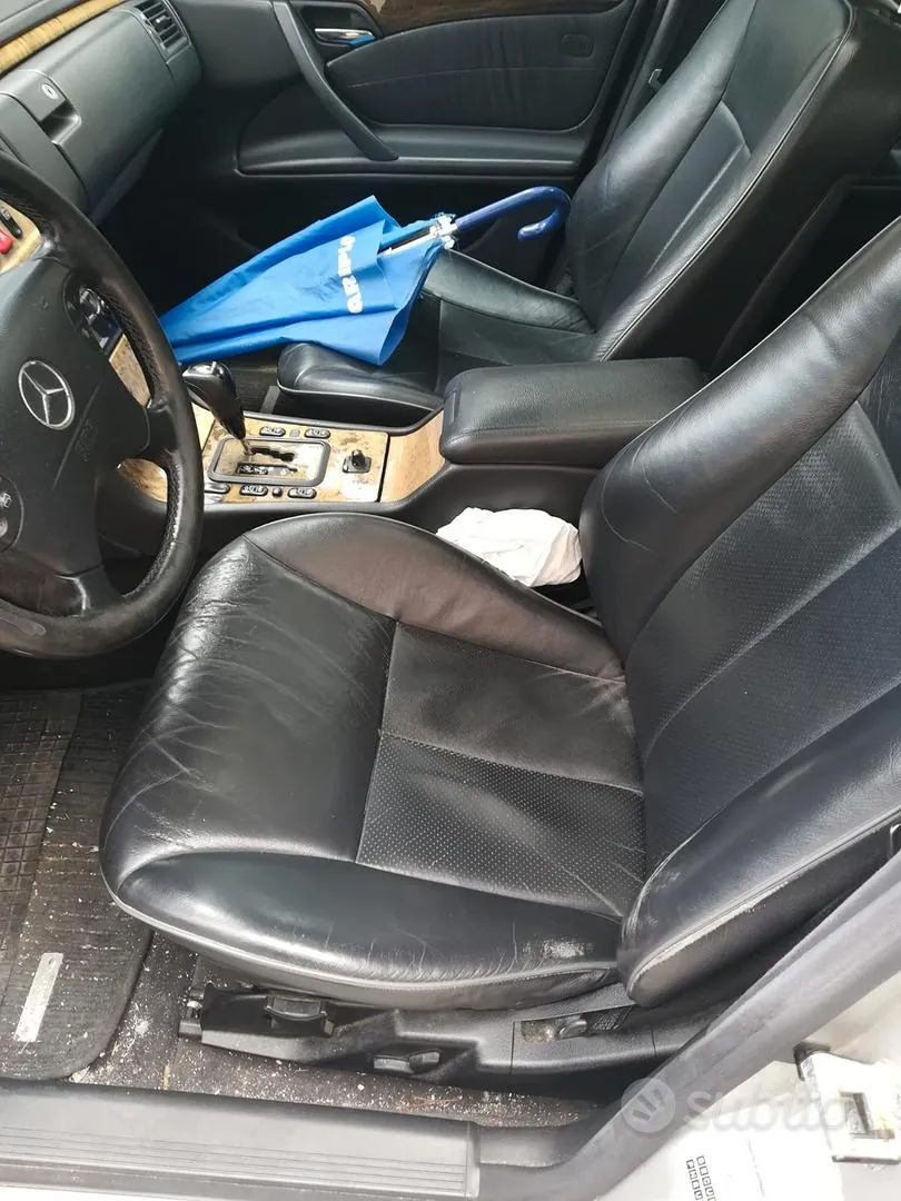 Mercedes-Benz E270 2001 photo 5