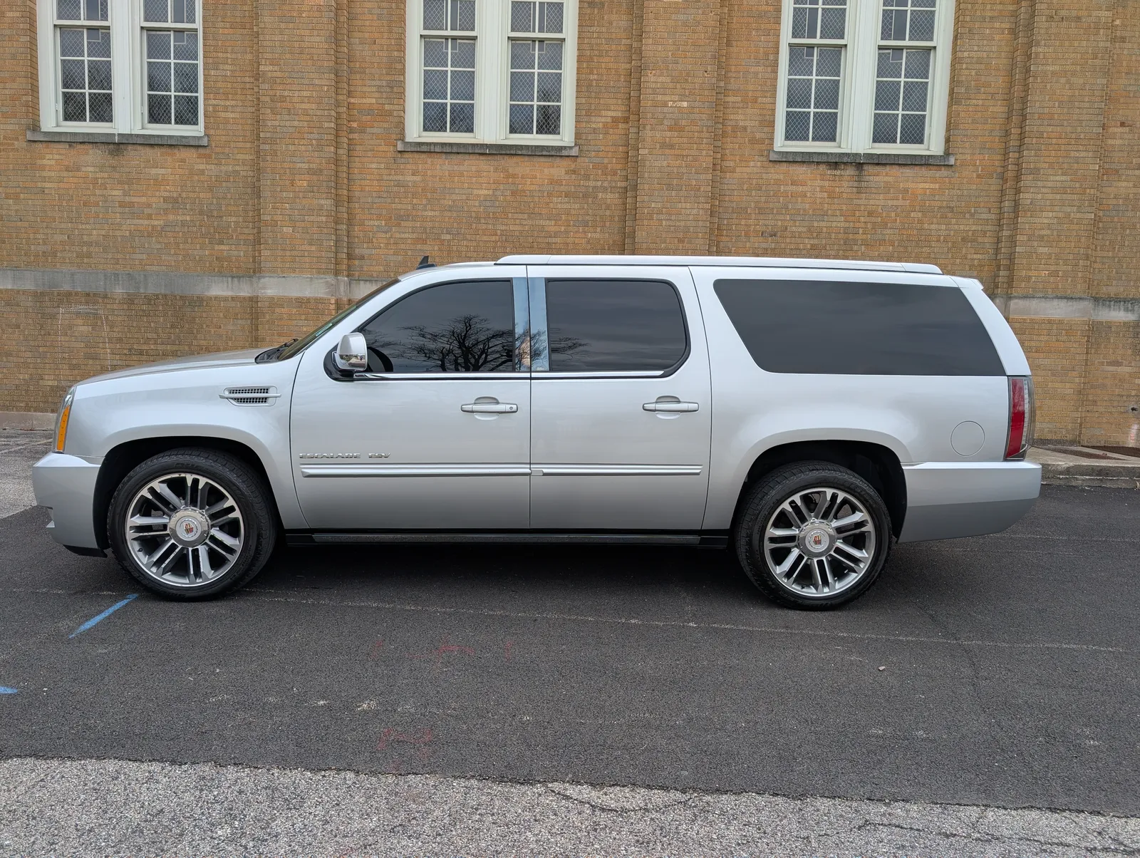 Cadillac Escalade Esv