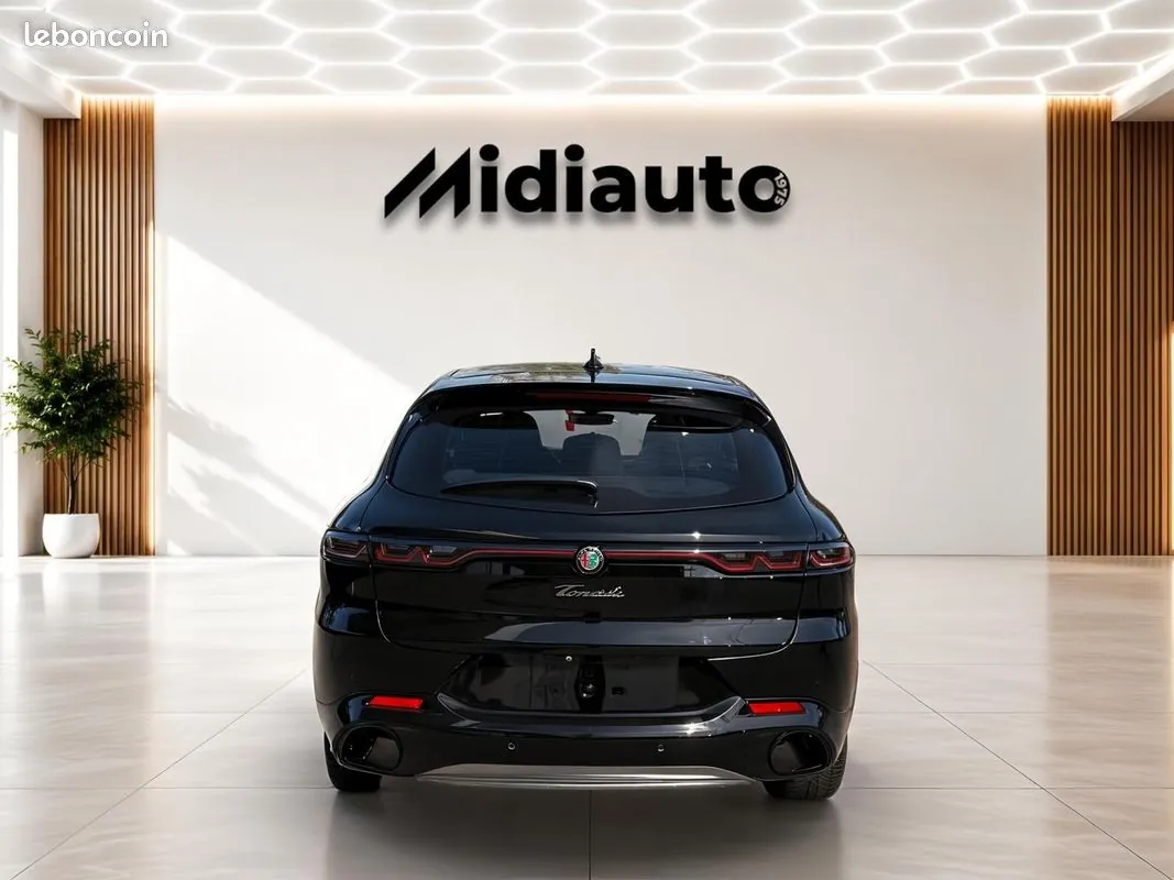 Alfa Romeo Tonale 2024 photo 4