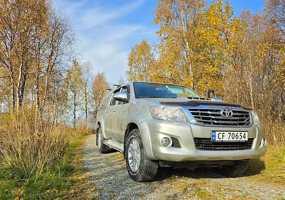 Toyota Hilux 2013 photo 2