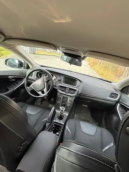 Volvo V40 2013 photo 4