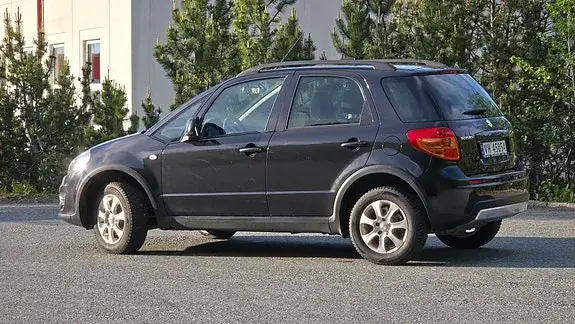 Suzuki Sx4 2012 photo 3