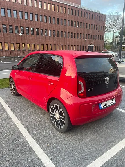 Volkswagen Up 2013 photo 4
