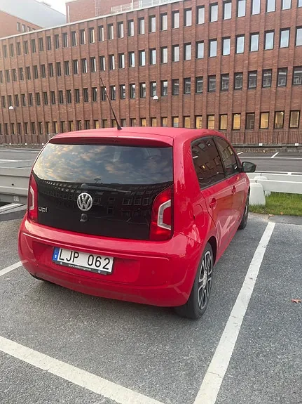 Volkswagen Up 2013 photo 5