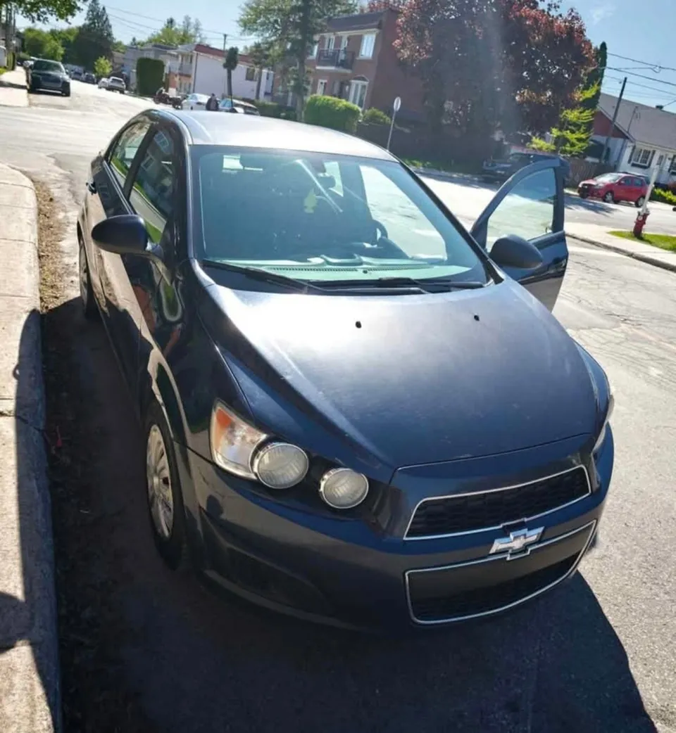 Chevrolet Sonic 2015 photo 4