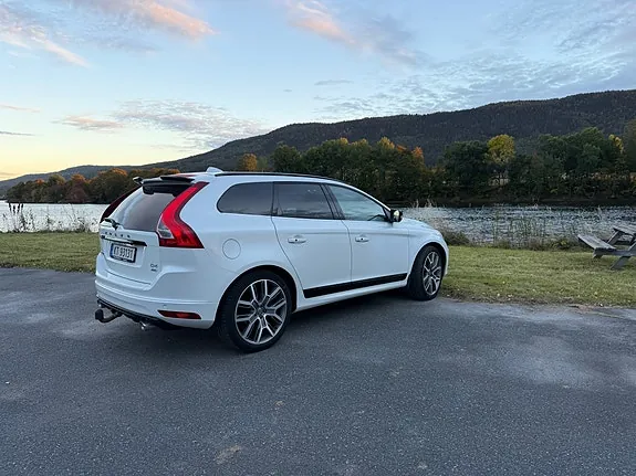 Volvo Xc60 2017 photo 3