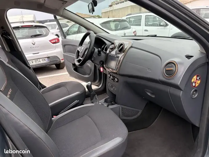 Dacia Sandero 2017 photo 5