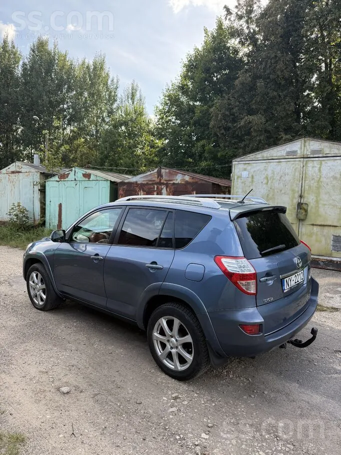 Toyota Rav4 2009 photo 3