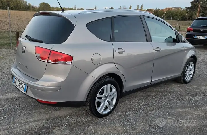 Seat Altea 2011 photo 5