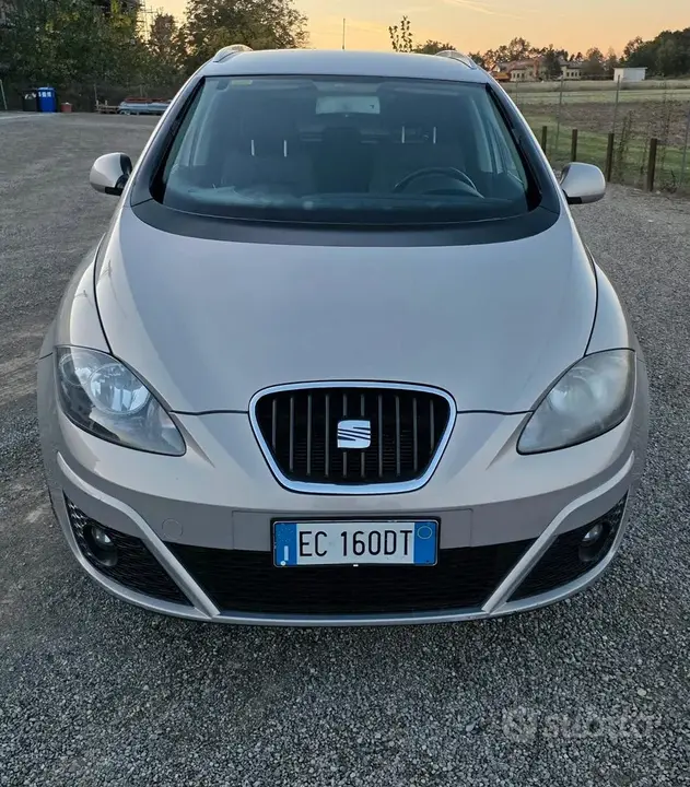 Seat Altea 2011 photo 3