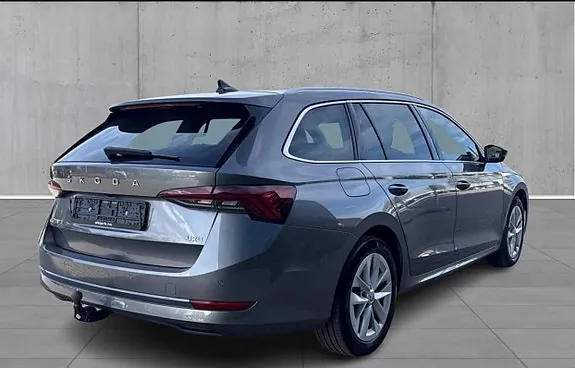 Skoda Octavia 2024 photo 4