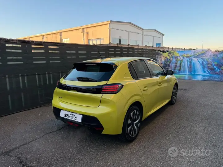 Peugeot 208 2024 photo 5