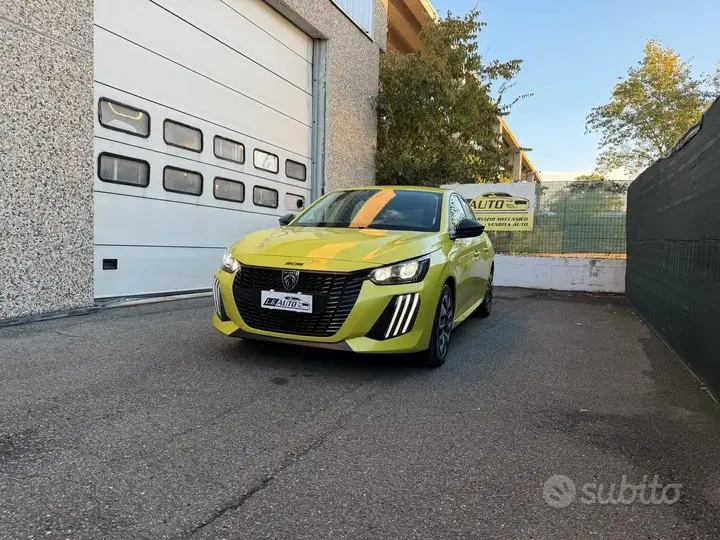 Peugeot 208