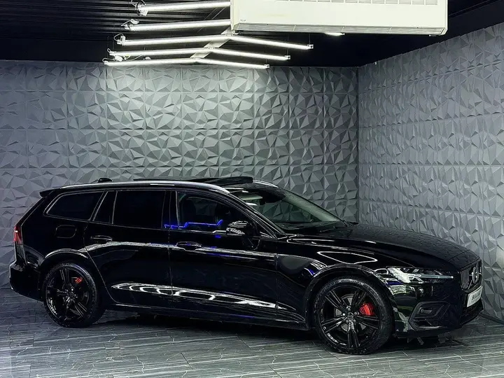 Volvo V60 2019 photo 5