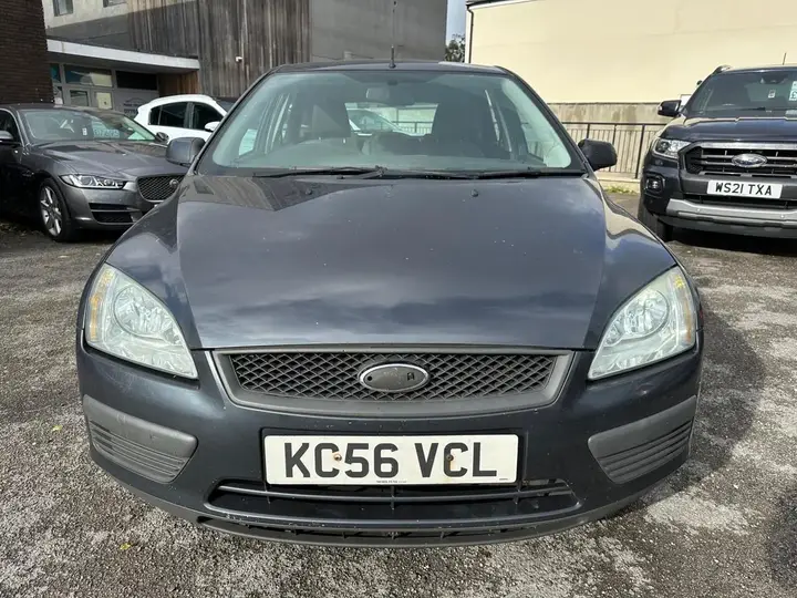 Ford Focus 2007 photo 2