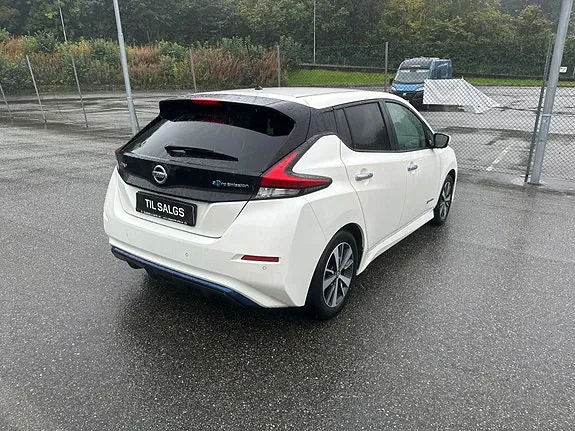 Nissan Leaf 2018 photo 4