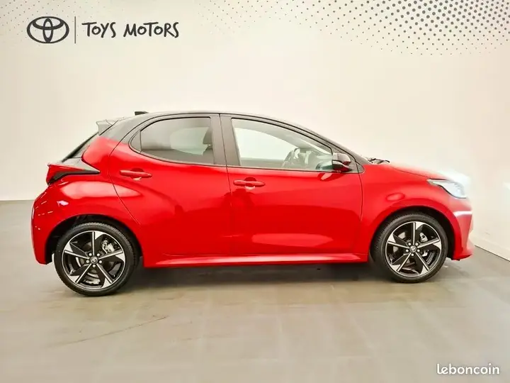 Toyota Yaris 2025 photo 4