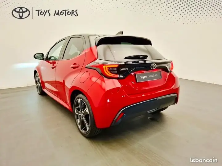 Toyota Yaris 2025 photo 2