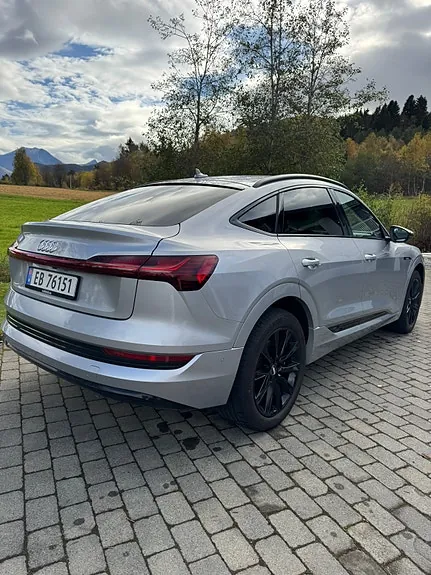 Audi E-Tron 2021 photo 5