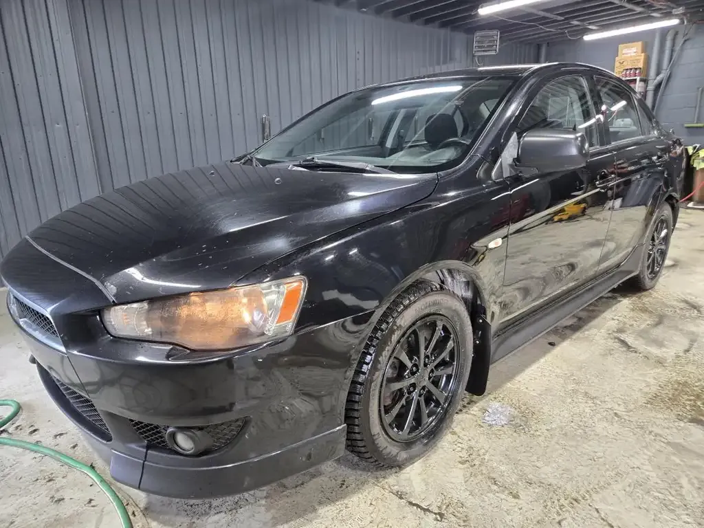 Mitsubishi Lancer 2010 photo 3