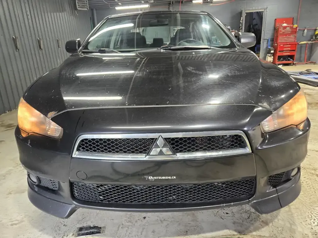 Mitsubishi Lancer 2010 photo 4