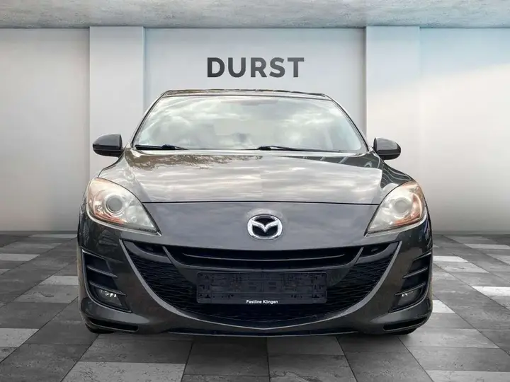 Mazda Mazda3 2010 photo 2