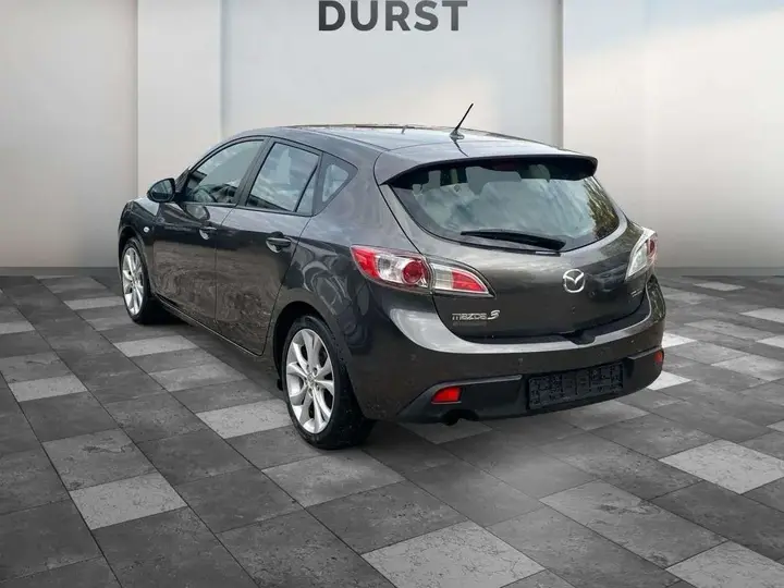 Mazda Mazda3 2010 photo 4