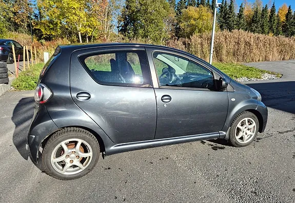 Toyota Aygo 2012 photo 4