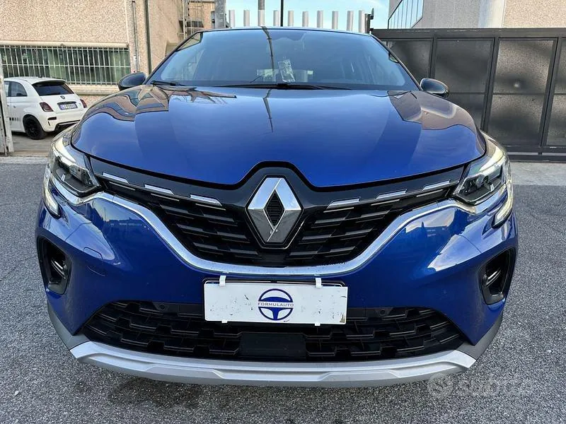 Renault Captur 2021 photo 2