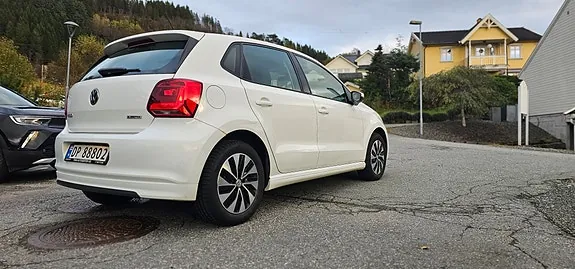 Volkswagen Polo 2016 photo 5