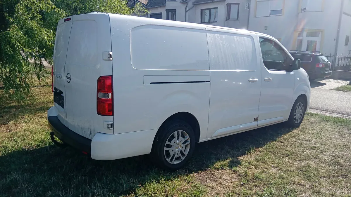 Opel Zafira 2019 photo 3