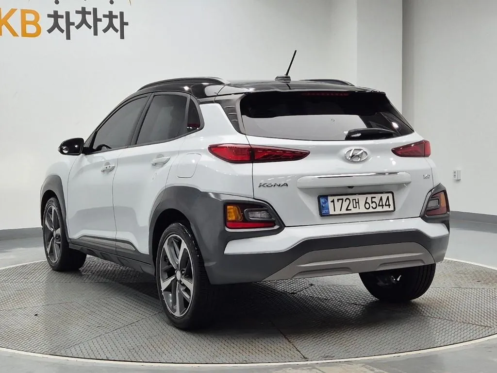 Hyundai Kona 2018 photo 2