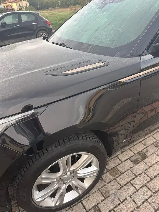 Land Rover Range Rover Velar 2020 photo 3