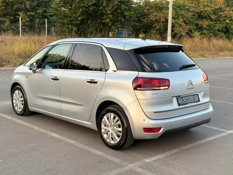 Citroen C4 Picasso 2013 photo 4