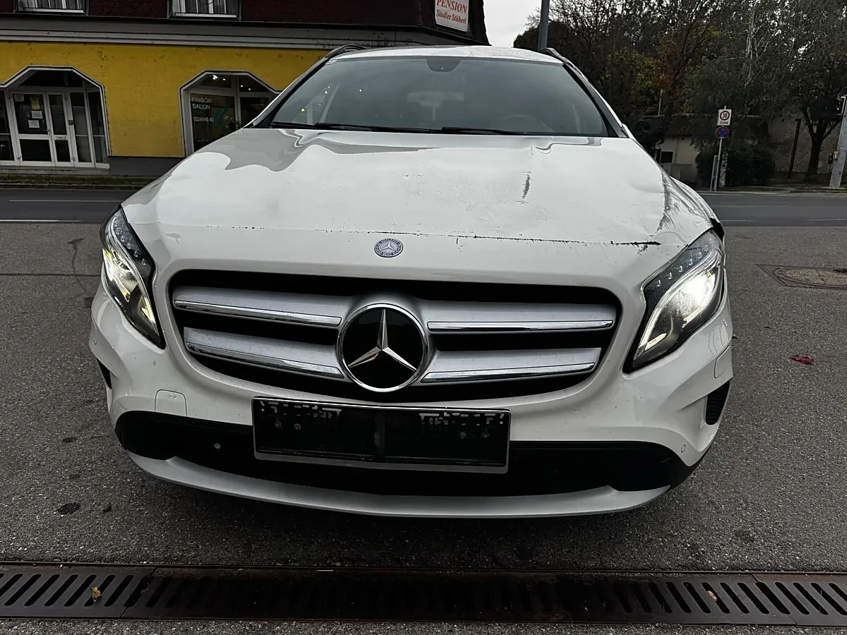 Mercedes-Benz Gla Class 2014 photo 3