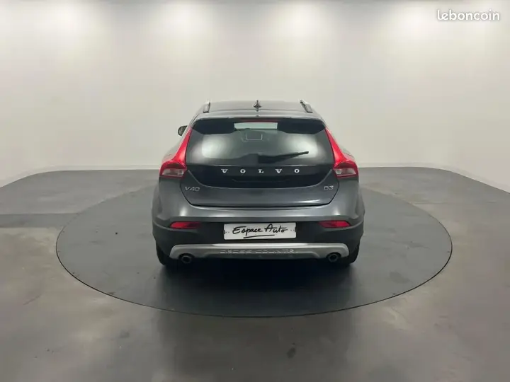 Volvo V40 Cross Country 2014 photo 4