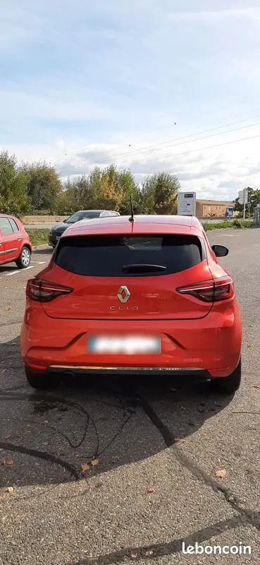 Renault Clio 2019 photo 2