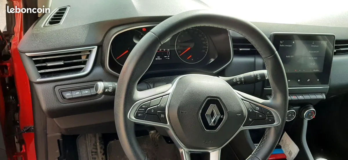 Renault Clio 2019 photo 3
