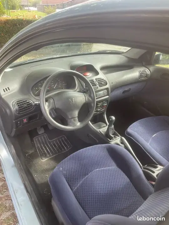 Peugeot 206 2004 photo 3